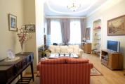 Nekrasova 27 / corner of Vosstania street. Apartments for Rent